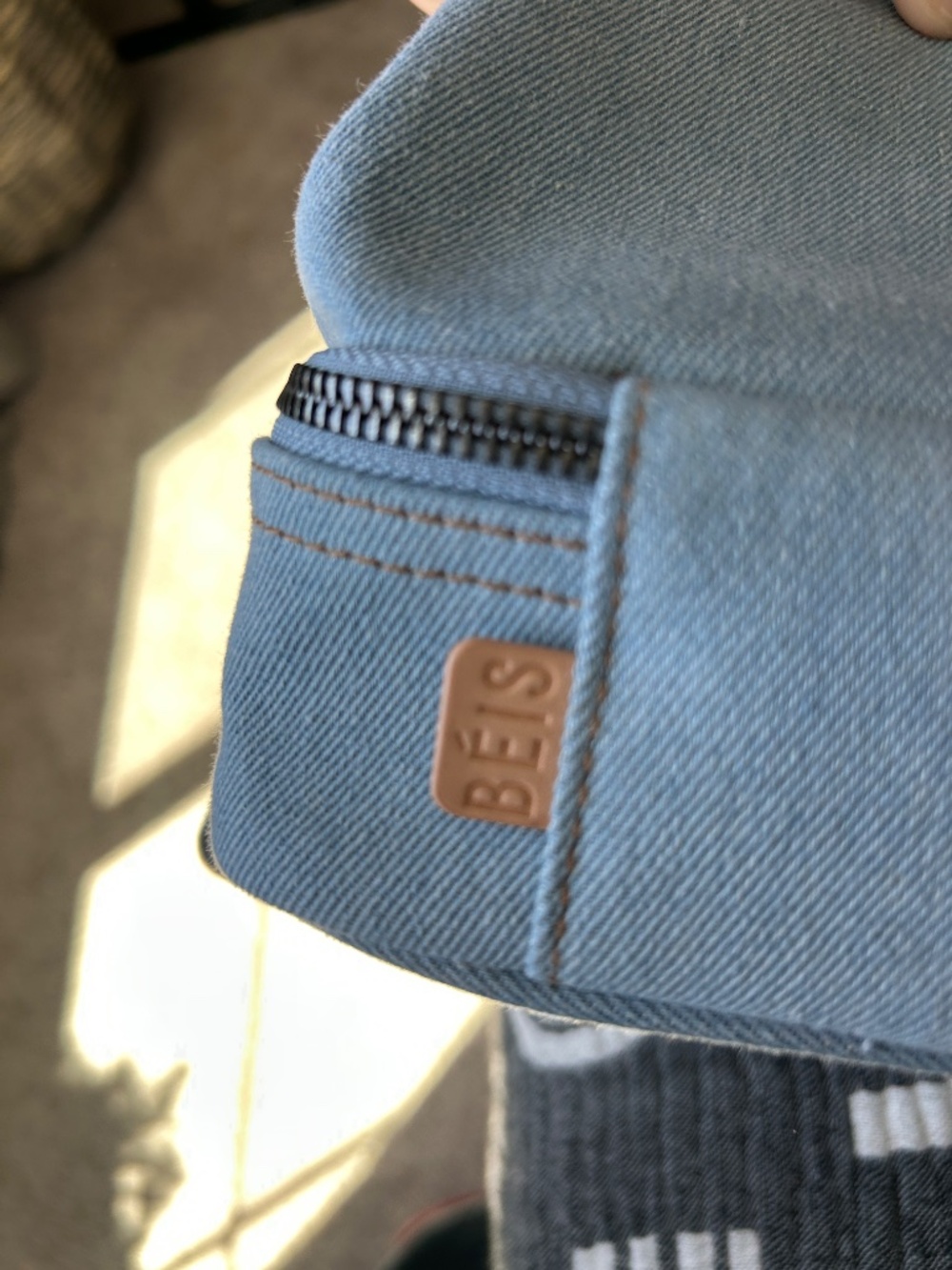 Beis x GAP Dopp Kitt - Picture 8 of 8